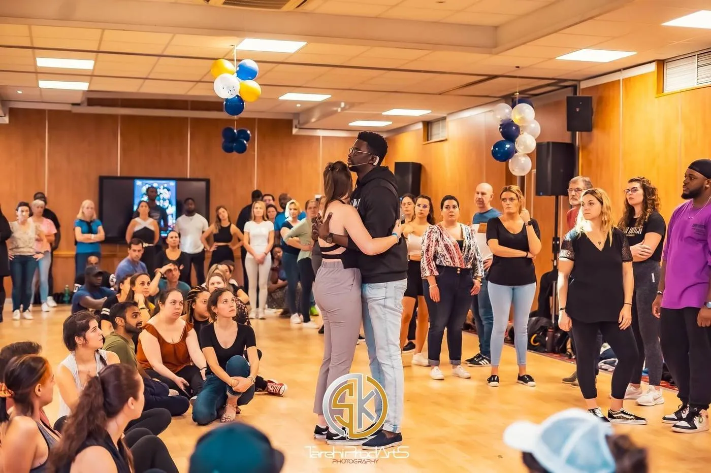 Dawou Tarraxo leading a Tarraxo class